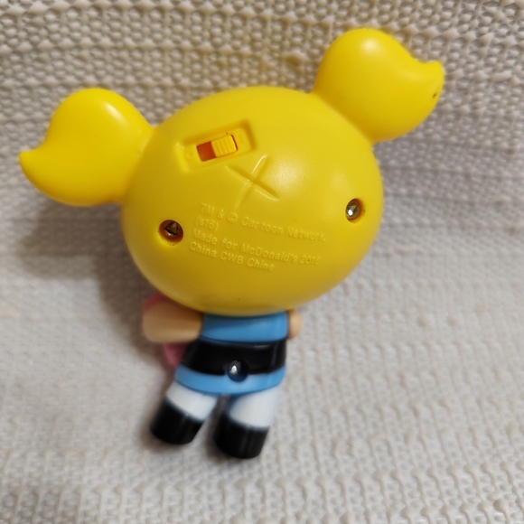 4/$20💥Powerpuff Girls Bubbles 2016 McDonald's Happy Meal - Picture 2 of 4